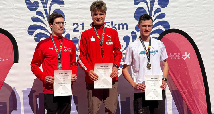 Drei Medaillen bei Halbmarathon-DM in Frankfurt