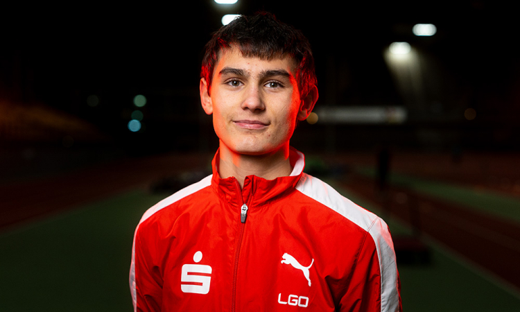 Dean Kost läuft U18-DM-Norm in Zeven